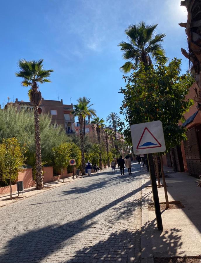 Appartement Spacieux A 150M Des Jardins Majorelle Марракеш Экстерьер фото