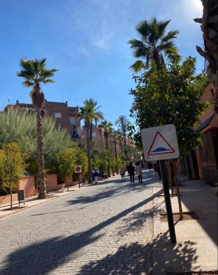 Appartement Spacieux A 150M Des Jardins Majorelle Марракеш Экстерьер фото